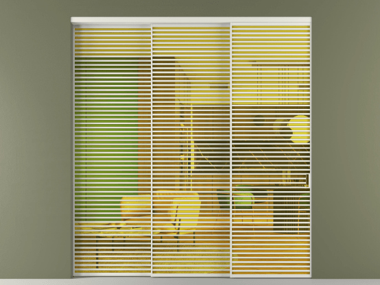 Алюминевая перегородка АЛПР 040.07_АСР_ПРОЗ ЖЕЛ_new. Цвет Алюминий серый. Материал Алюминий в эмали. Коллекция Перегородка Formato внутри проёма 3 створки с синхронным механизмом. Картинка.